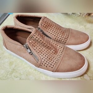 Report Alexa Slip-On Loafers